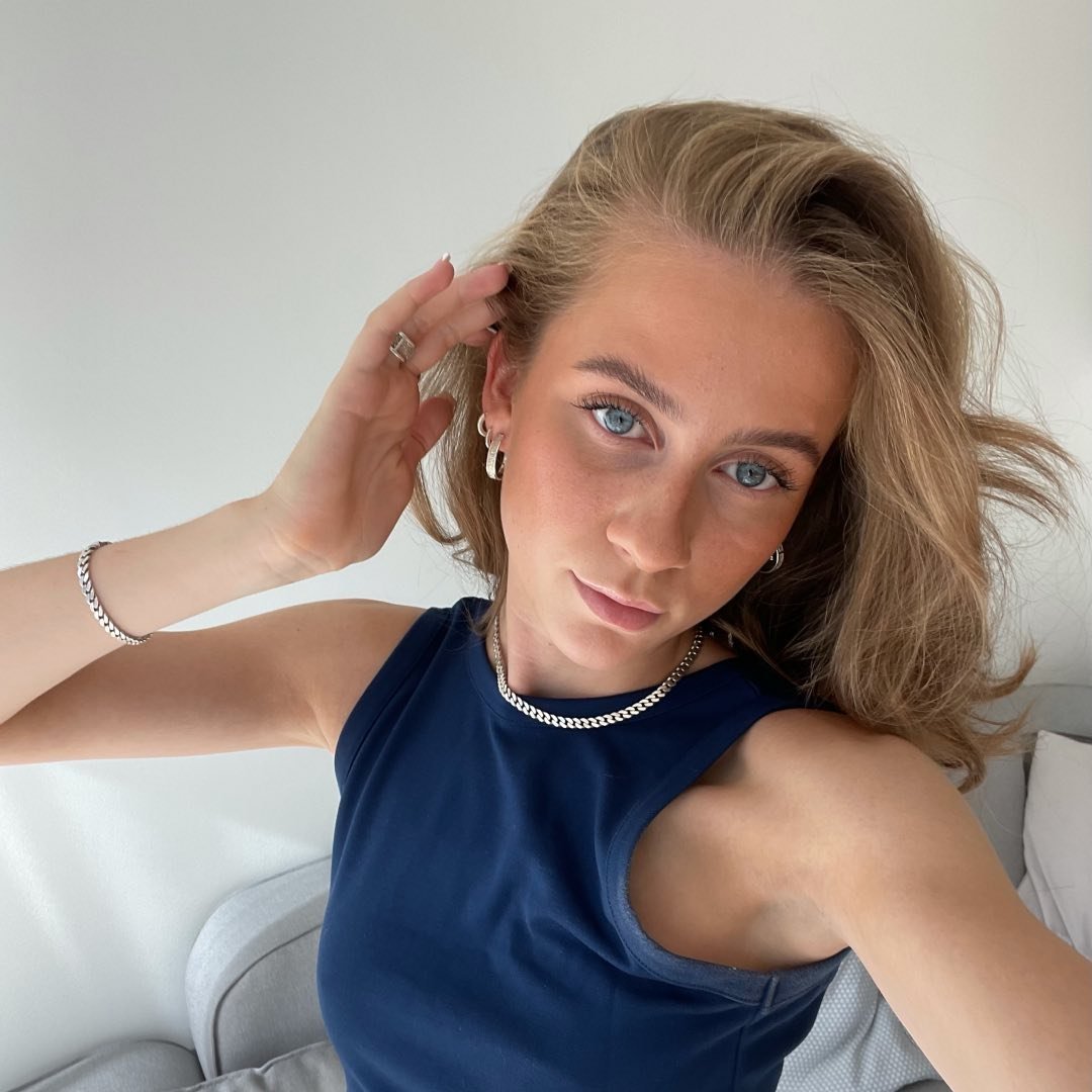 emiliemalou profile picture